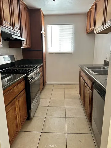 $2,400 | 14801 Nordhoff Street, Panorama City, CA 91402