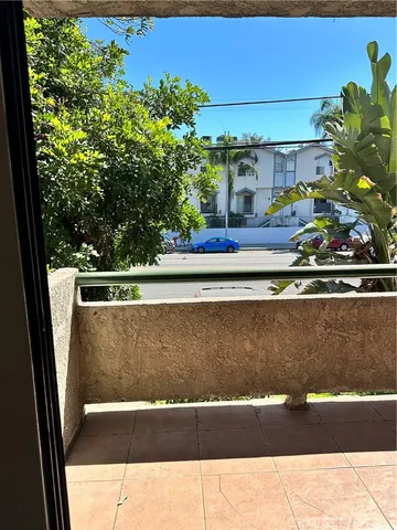 $2,400 | 14801 Nordhoff Street, Panorama City, CA 91402