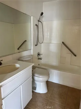 $2,400 | 14801 Nordhoff Street, Panorama City, CA 91402