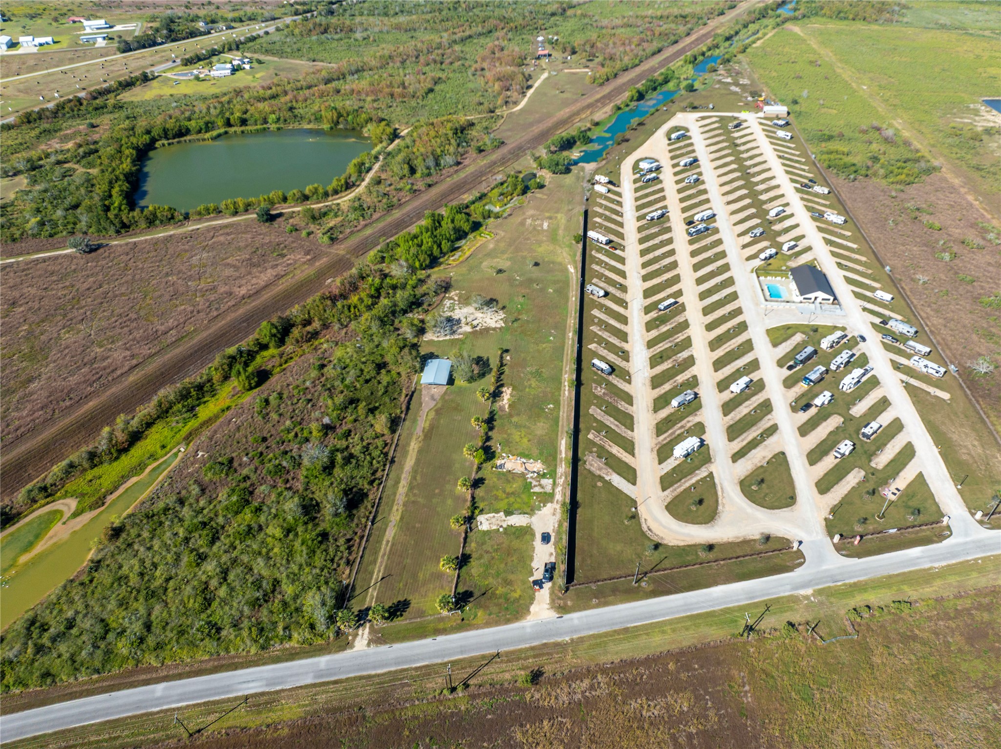 399 South Gulf Road Bay City, TX 77414 - Photo 16 of 18 a view of a balcony