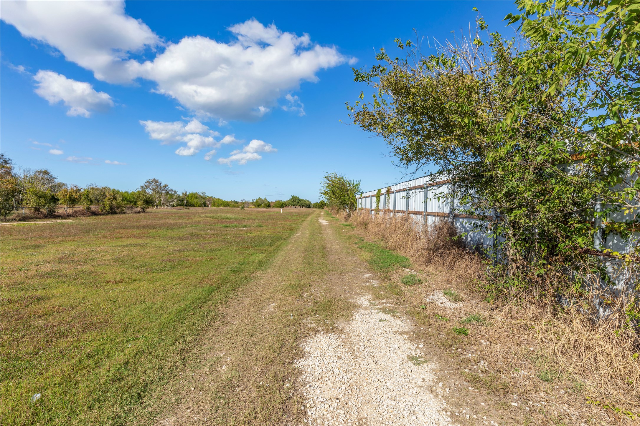 399 South Gulf Road Bay City, TX 77414 - Photo 9 of 18 a view of an ocean from a building