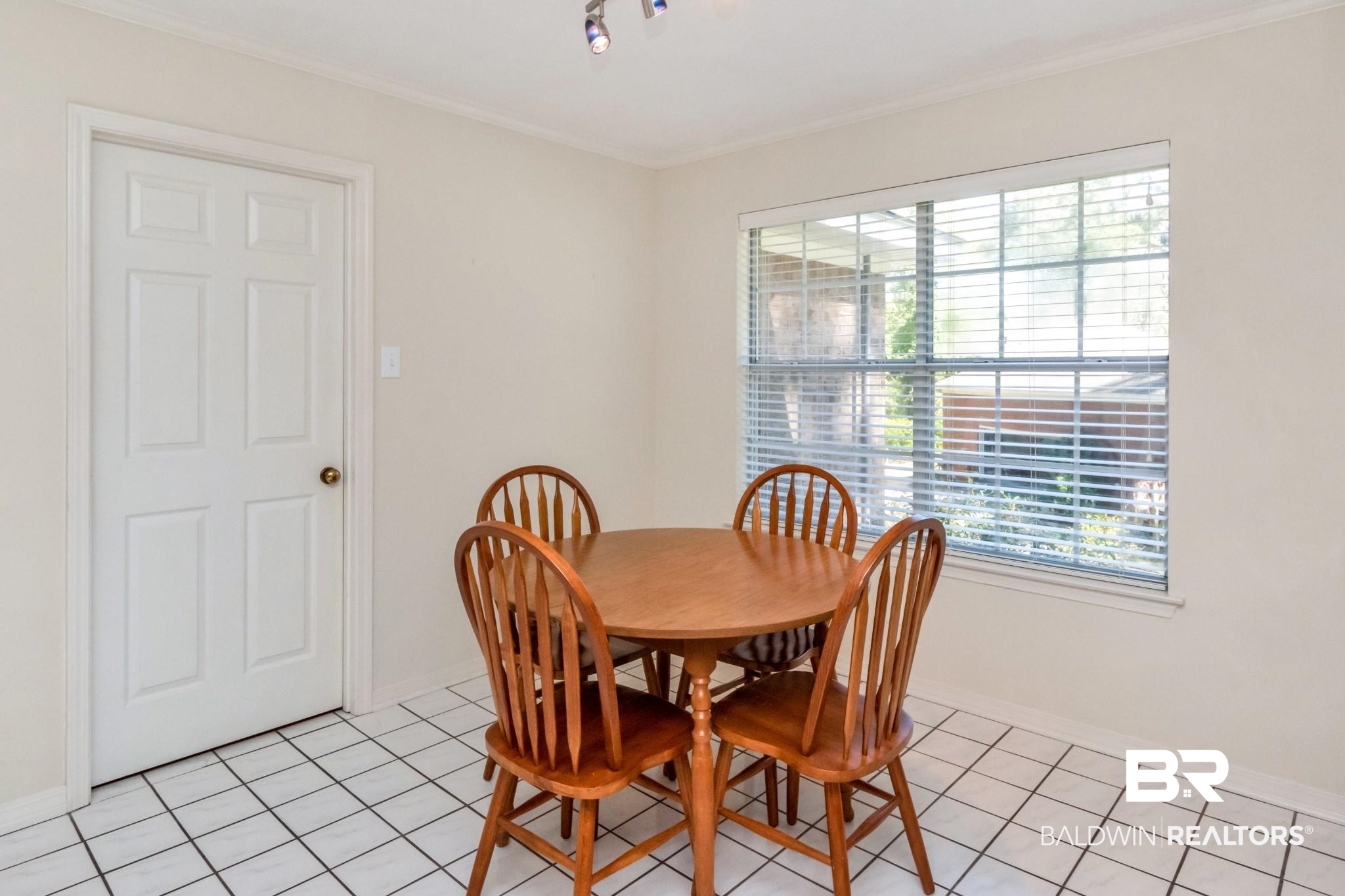 1104 Hanging Lantern Circle Mobile, AL 36695 - Photo 12 of 35