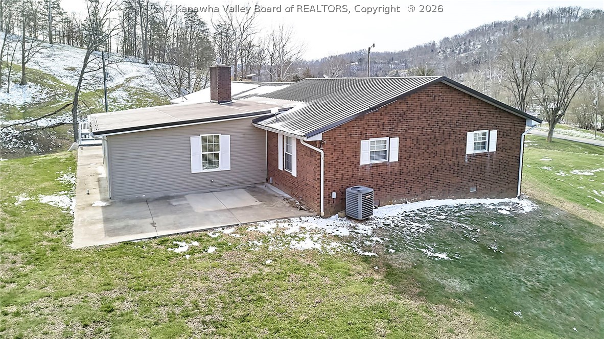 1551 Garretts Bend Road Sod, WV 25564 - Photo 35 of 44 Gallery Image 35