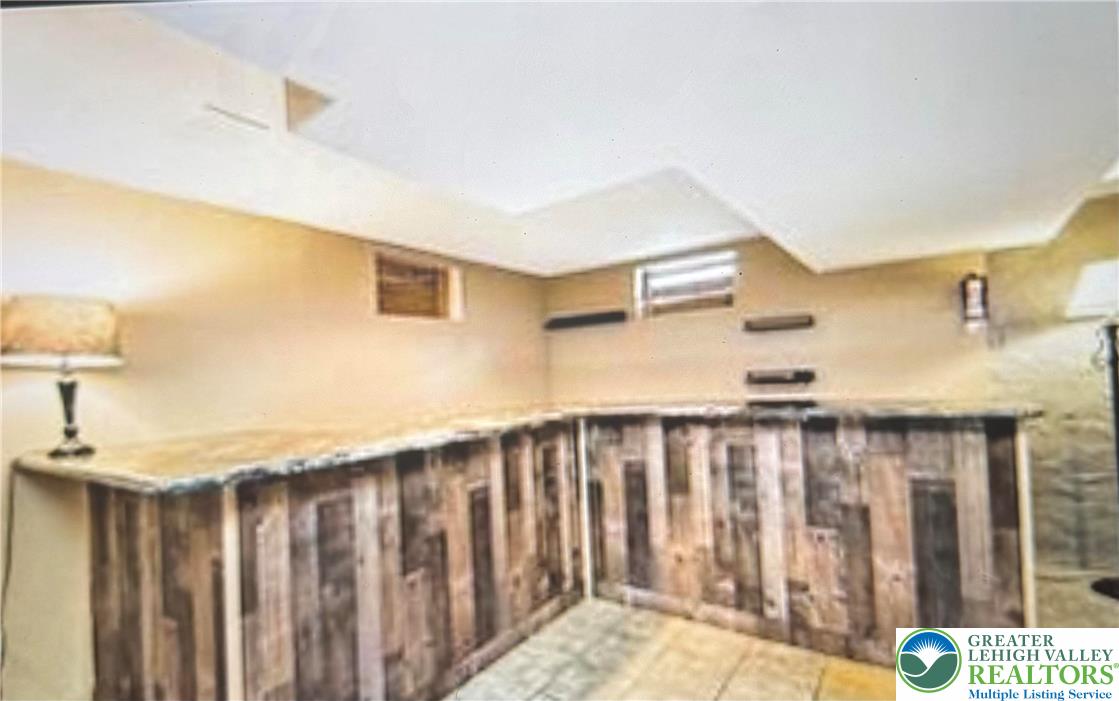 4410 Greenfield Road Bethlehem, PA 18017 - Photo 13 of 24