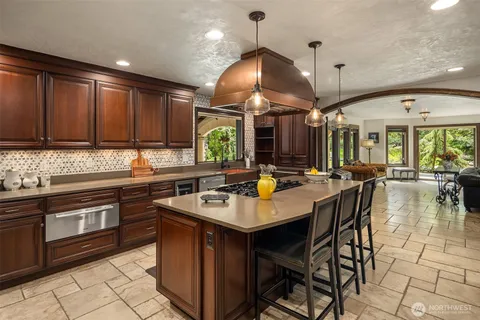$2,395,000 | 7014 171st Avenue Southeast, Snohomish, WA 98290