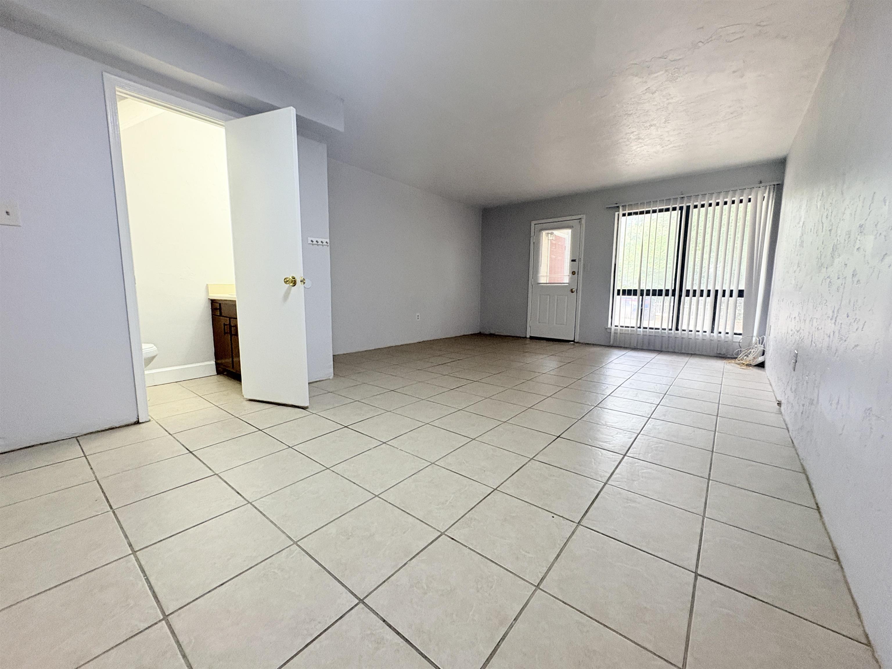 1007 Sutor Road, Unit B Tallahassee, FL 32311 - Photo 6 of 17
