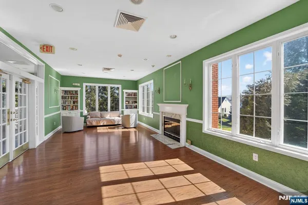 $659,000 | 215 Barringer Drive, Unit 2088, Nutley, NJ 07110