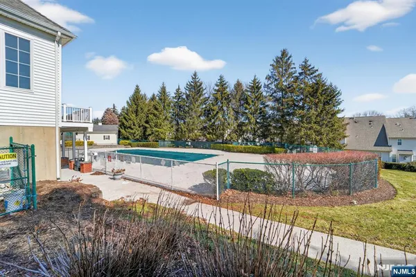 $659,000 | 215 Barringer Drive, Unit 2088, Nutley, NJ 07110