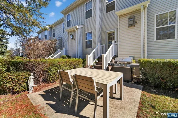 $659,000 | 215 Barringer Drive, Unit 2088, Nutley, NJ 07110