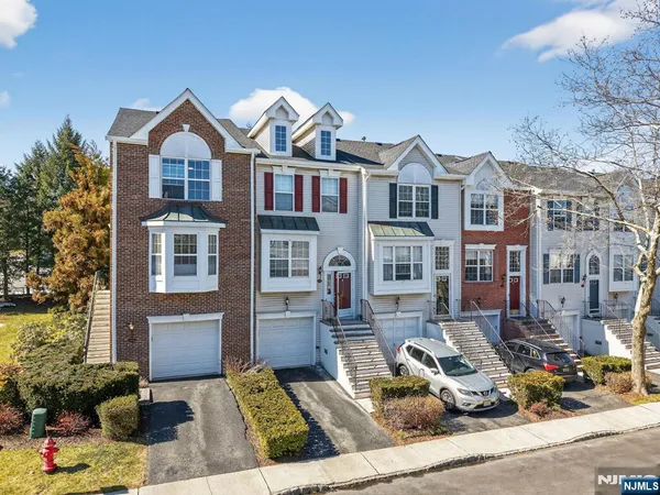 $659,000 | 215 Barringer Drive, Unit 2088, Nutley, NJ 07110