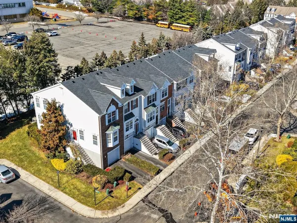 $659,000 | 215 Barringer Drive, Unit 2088, Nutley, NJ 07110