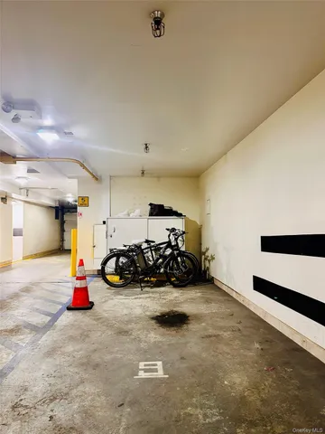 $499,000 | 107-16 37th Avenue, Unit 4B | North Corona