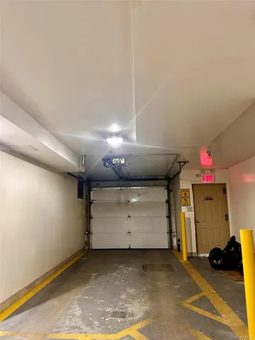 $499,000 | 107-16 37th Avenue, Unit 4B | North Corona