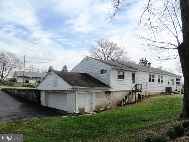 408 Buchert Road Pottstown, PA 19464 - Photo 3 of 19 Gallery Image 3