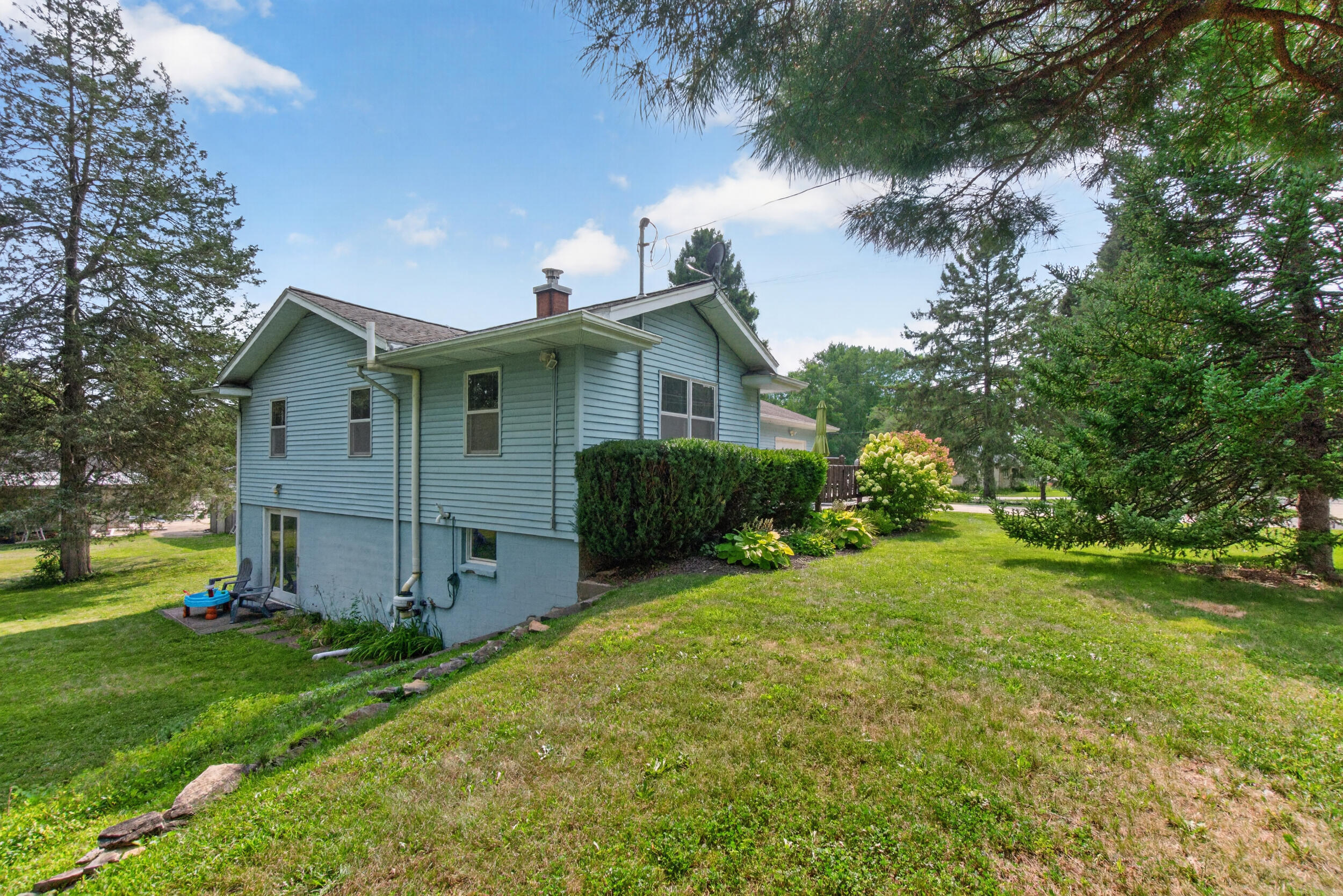 415 Richard Street Spring Arbor, MI 49283 - Photo 50 of 51 51_415 richard st spring arbor mi - 0004
