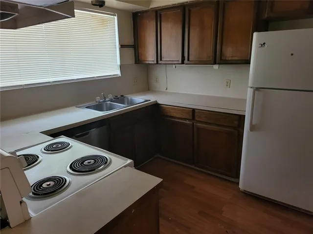 $1,195 | 11661 B Flatrock Crossing Circle, Corpus Christi, TX 78410