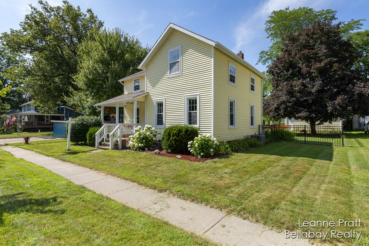 401 East State Road Hastings, MI 49058 - Photo 2 of 20 IMG_1001
