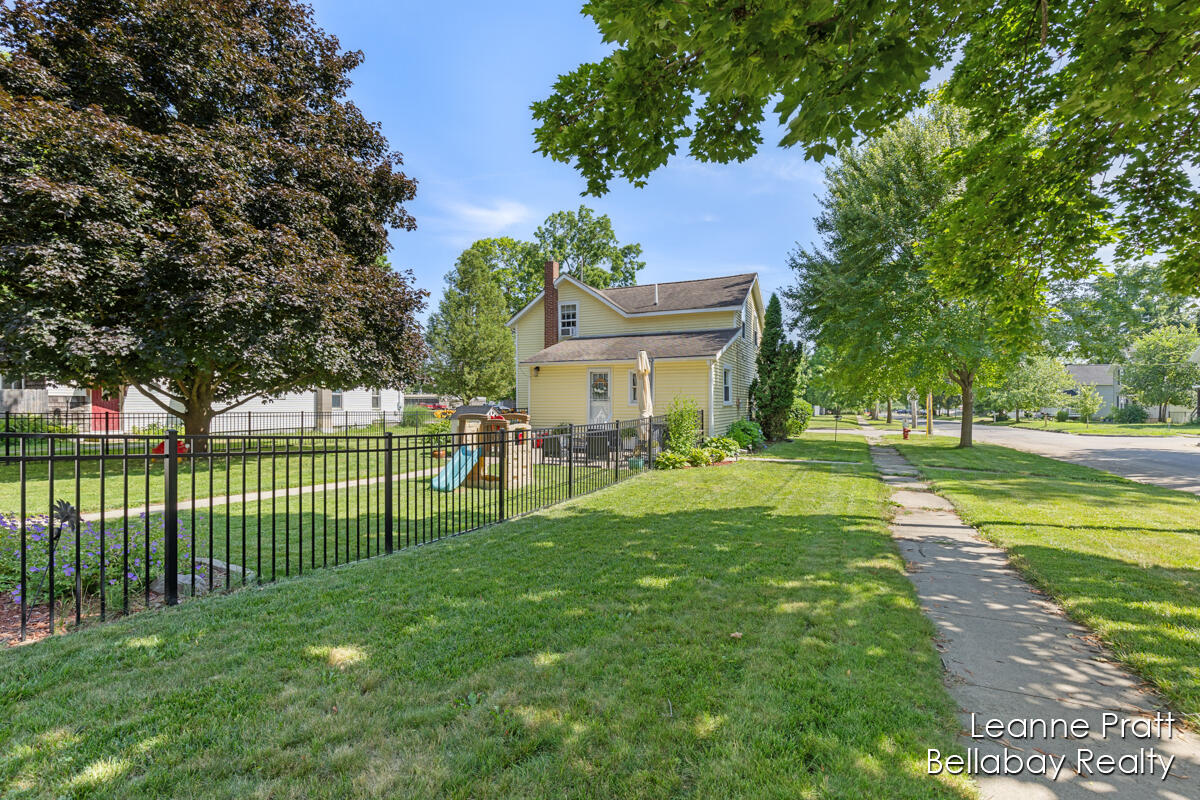 401 East State Road Hastings, MI 49058 - Photo 5 of 20 IMG_1018