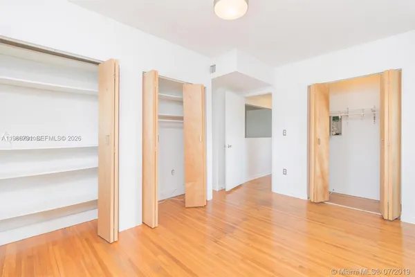 $2,500 | 915 8th Street, Unit 201, Miami Beach, FL 33139