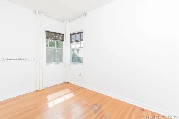 $2,500 | 915 8th Street, Unit 201, Miami Beach, FL 33139