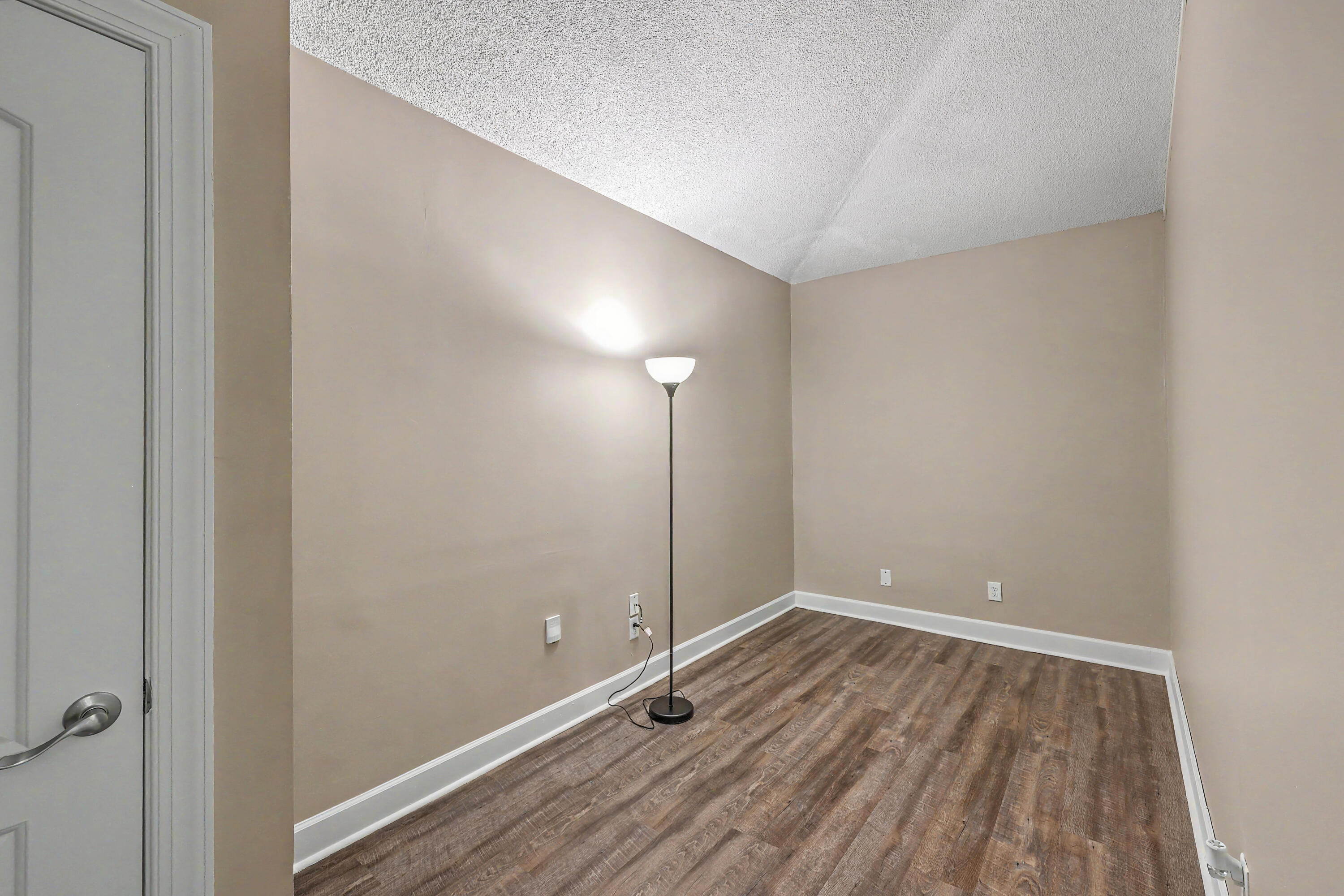 330 Oxford Road Ladson, SC 29456 - Photo 23 of 47 Flex Space / Home Office