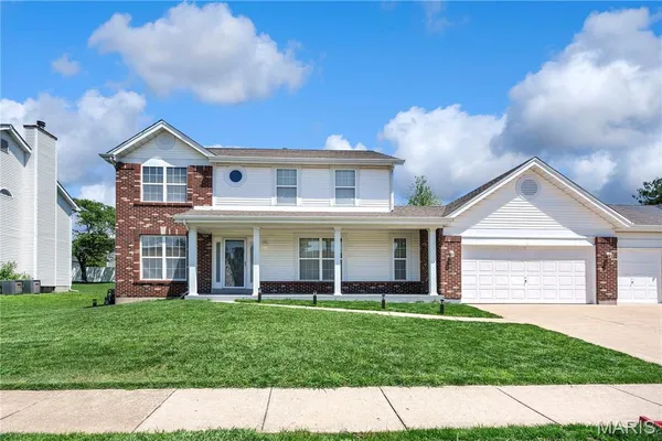 $395,900 | 1860 Chateau Du Mont Drive, Florissant, MO 63031