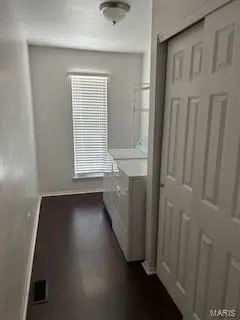 $427,900 | 1860 Chateau Du Mont Drive, Florissant, MO 63031