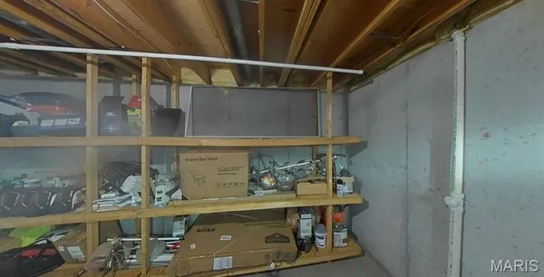 $427,900 | 1860 Chateau Du Mont Drive, Florissant, MO 63031