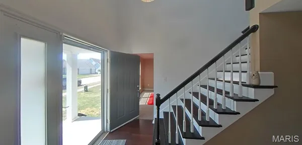 $427,900 | 1860 Chateau Du Mont Drive, Florissant, MO 63031