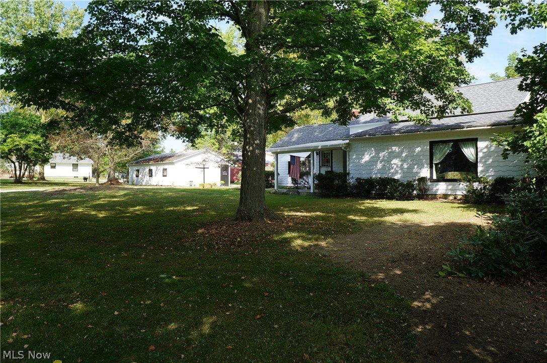 4389 Fairground Road Atwater, OH 44201 - Photo 3 of 34