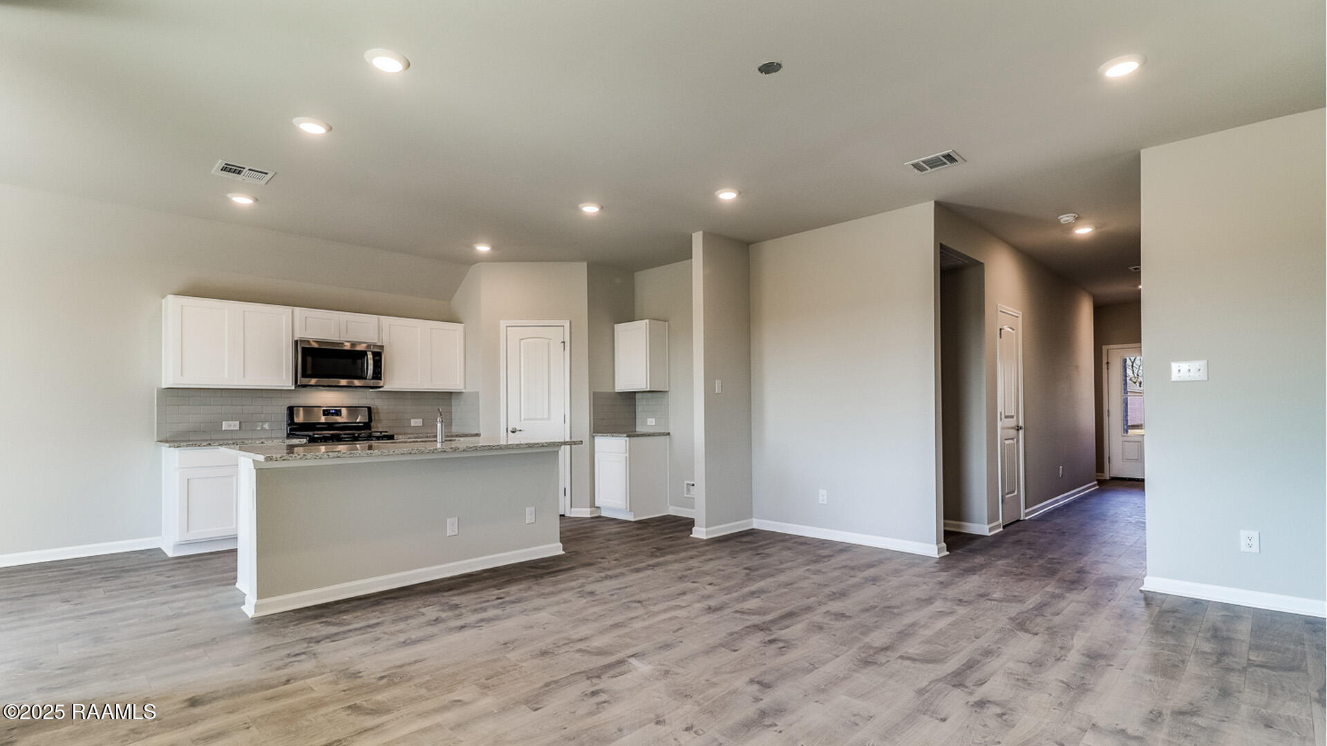 144 Reid Sunset, LA 70584 - Photo 3 of 6 X40F Fargo BL White14