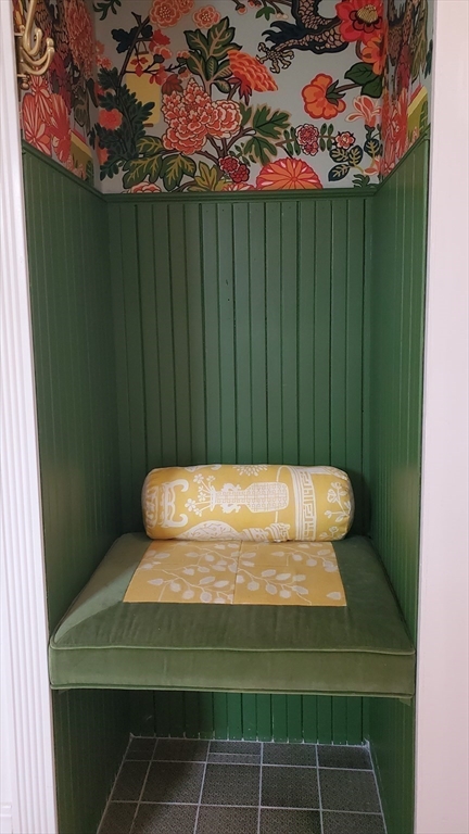 68 Clark Street Worcester, MA 01606 - Photo 7 of 42 a bathroom with a toilet and bathtub