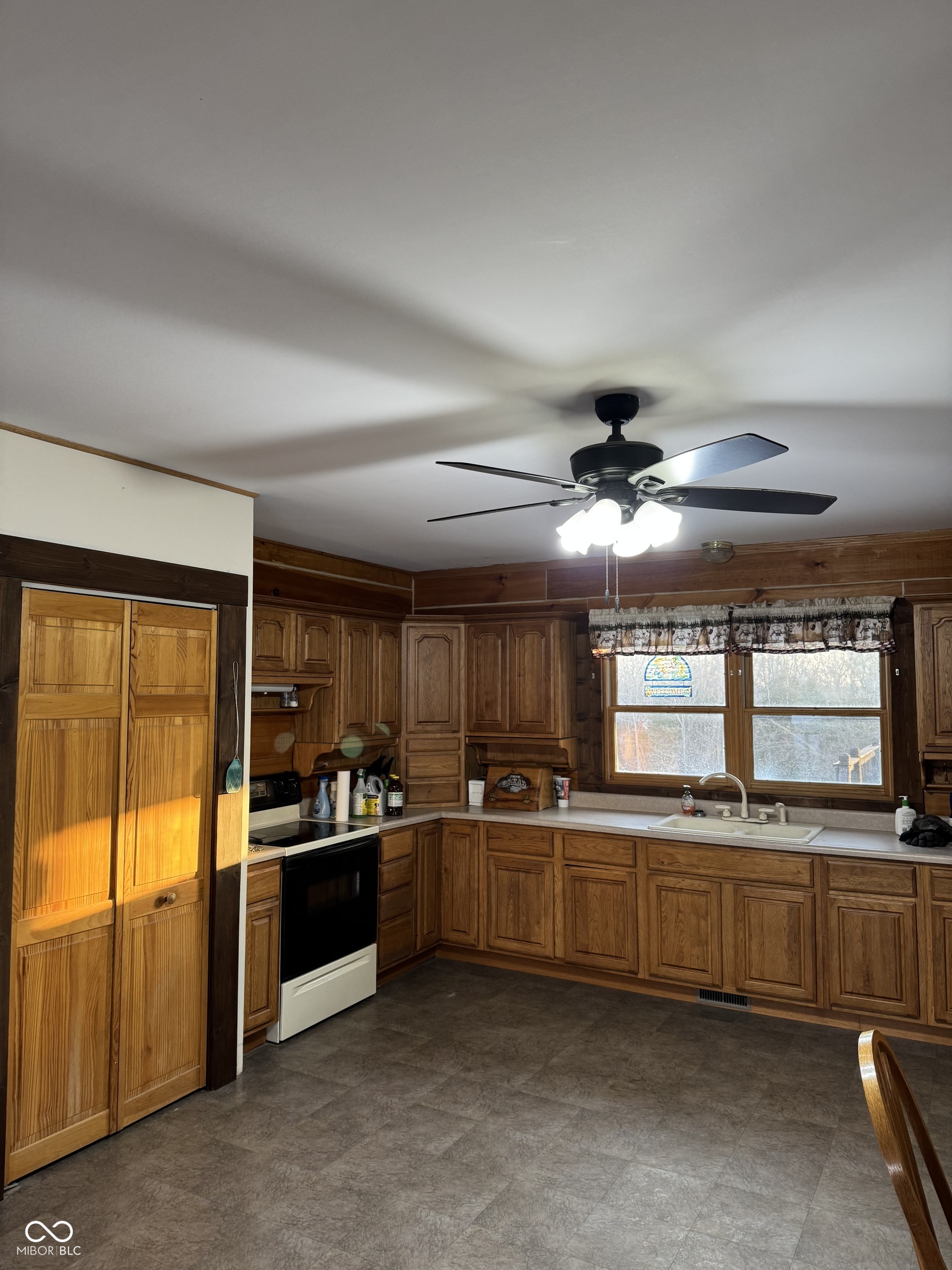 4010 North Newbern Road Columbus, IN 47203 - Photo 18 of 28