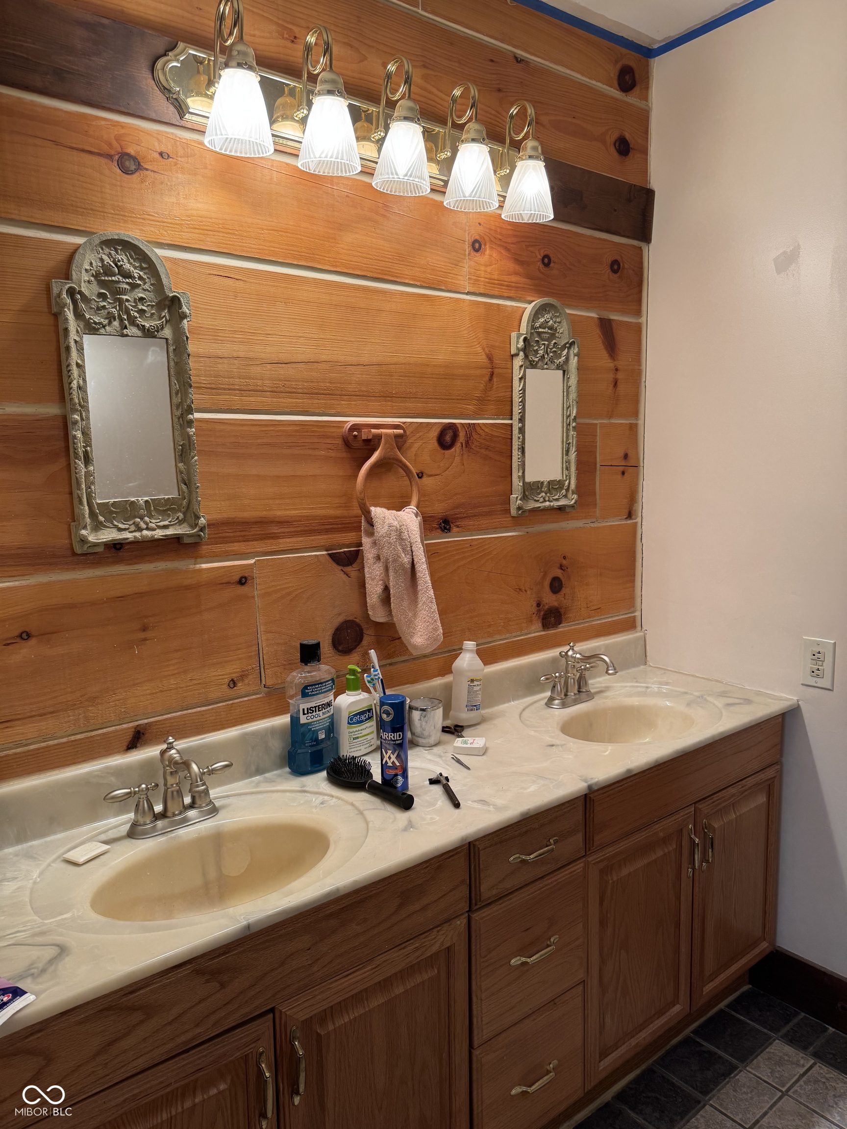 4010 North Newbern Road Columbus, IN 47203 - Photo 5 of 28