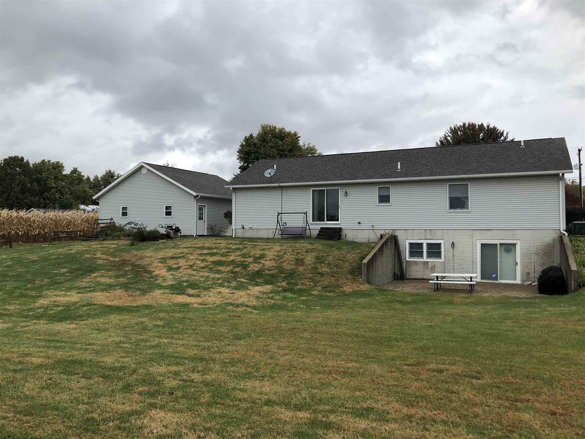 297 County Rd SE 200 East Vincennes, IN 47591 - Photo 3 of 22 Gallery Image 3