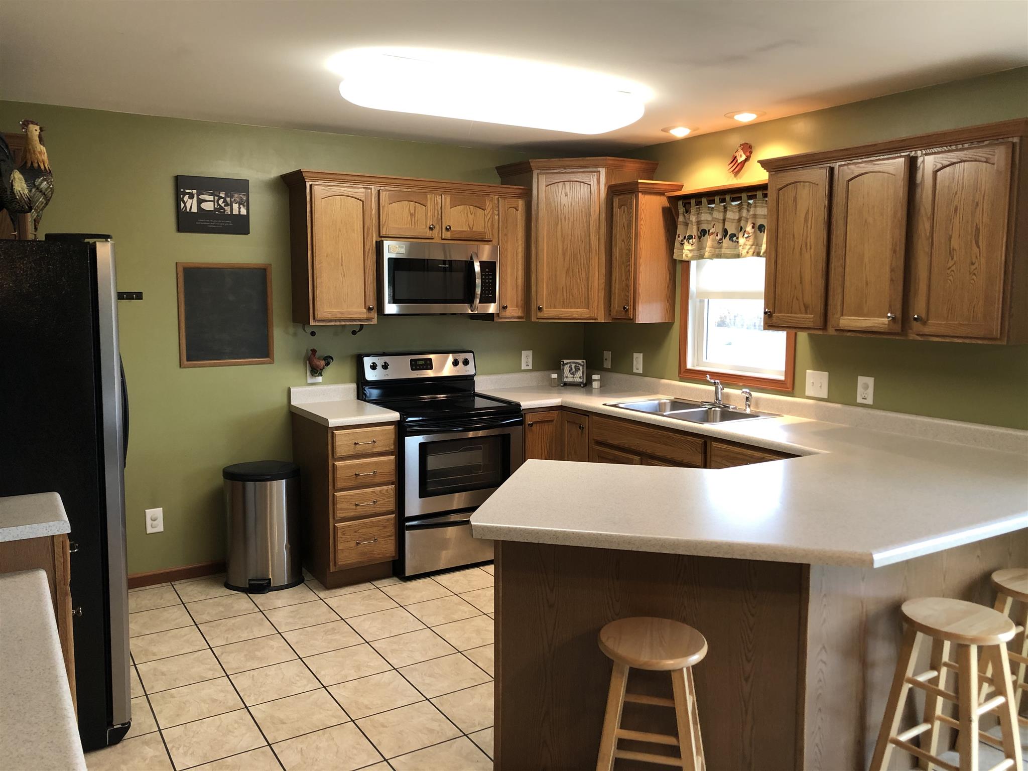 297 County Rd SE 200 East Vincennes, IN 47591 - Photo 10 of 22 Gallery Image 10