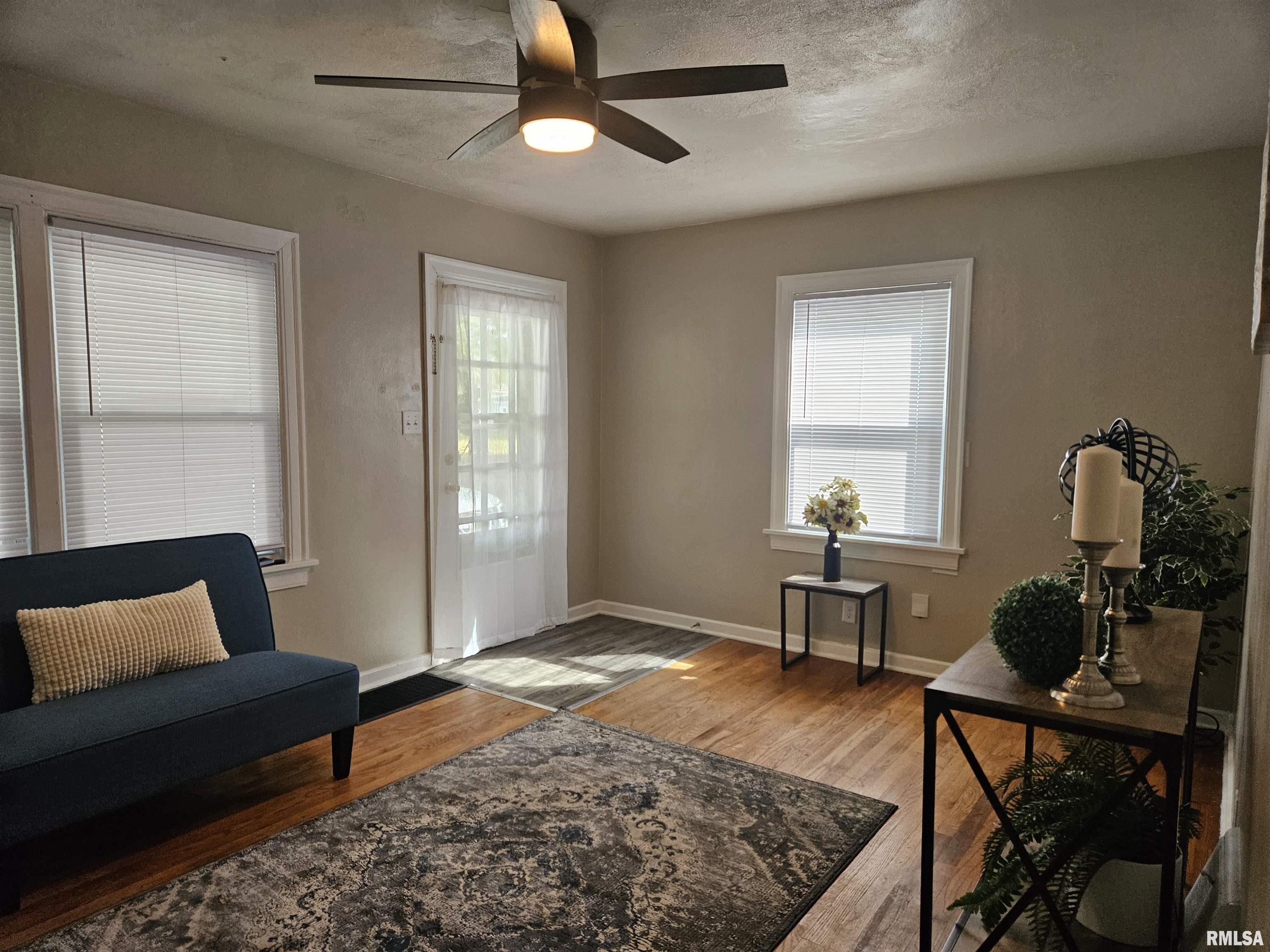 2913 South 5th Street Springfield, IL 62703 - Photo 3 of 17
