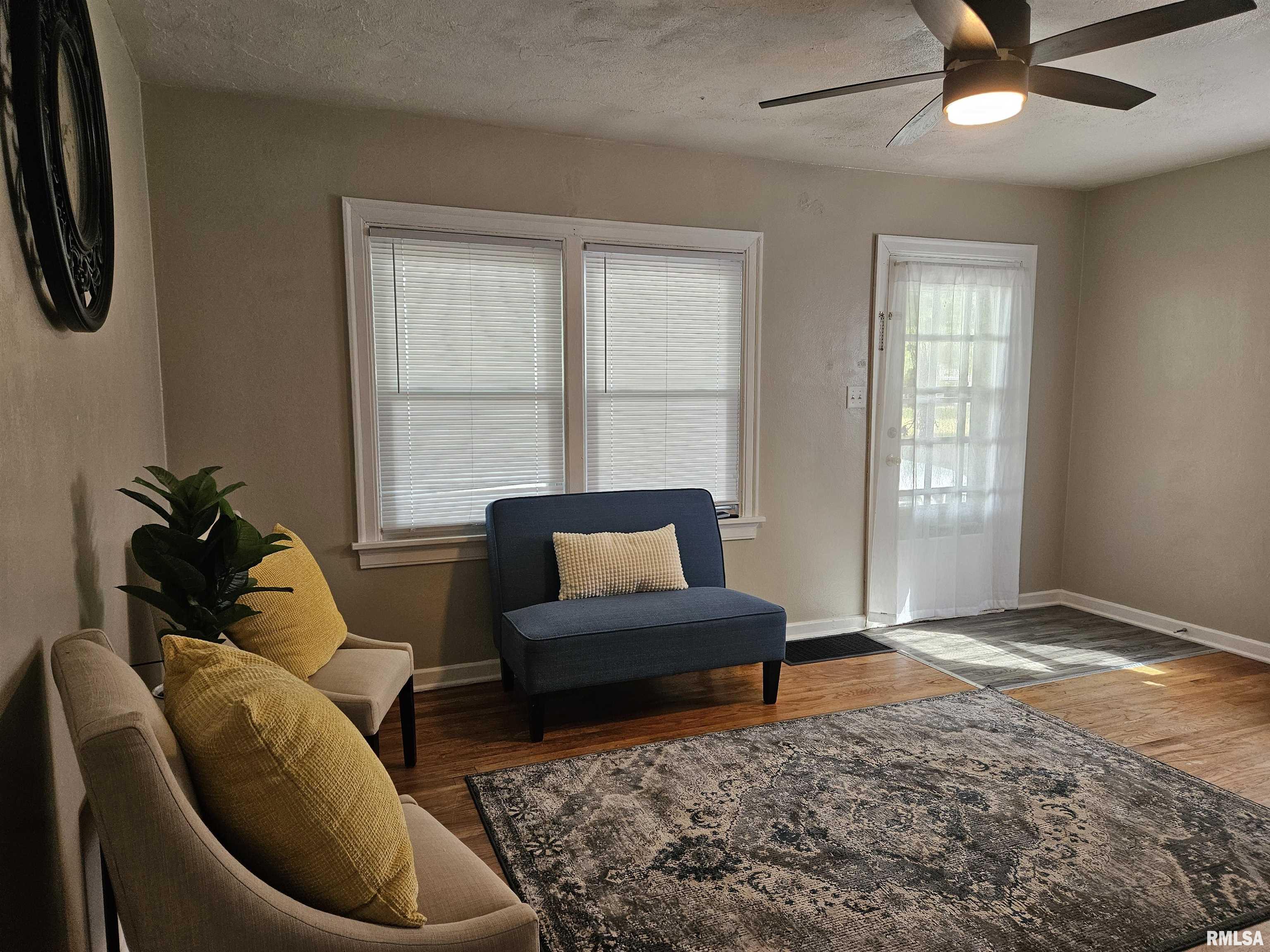 2913 South 5th Street Springfield, IL 62703 - Photo 4 of 17
