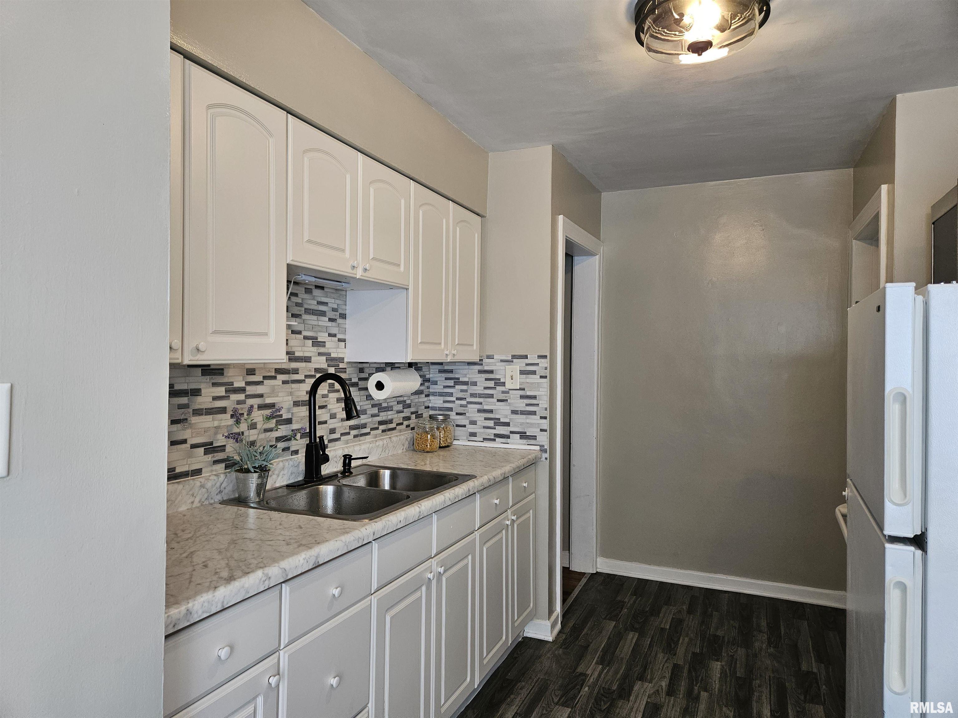 2913 South 5th Street Springfield, IL 62703 - Photo 10 of 17