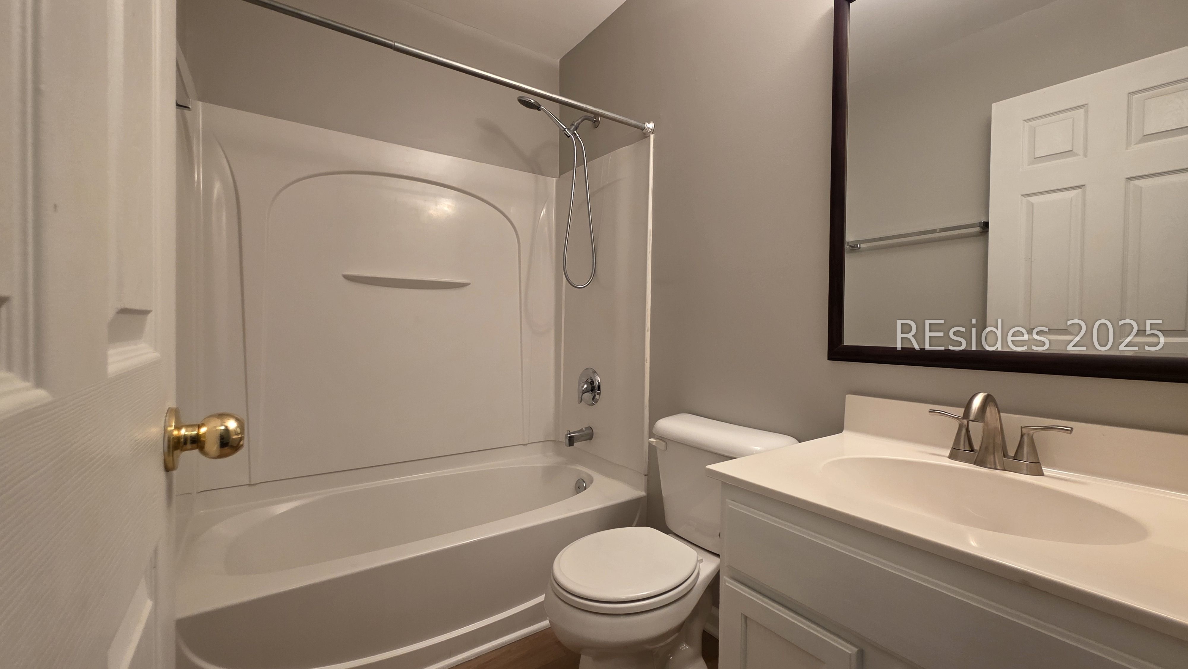 3 Wiregrass Way Bluffton, SC 29910 - Photo 19 of 31 Guest Bathroom