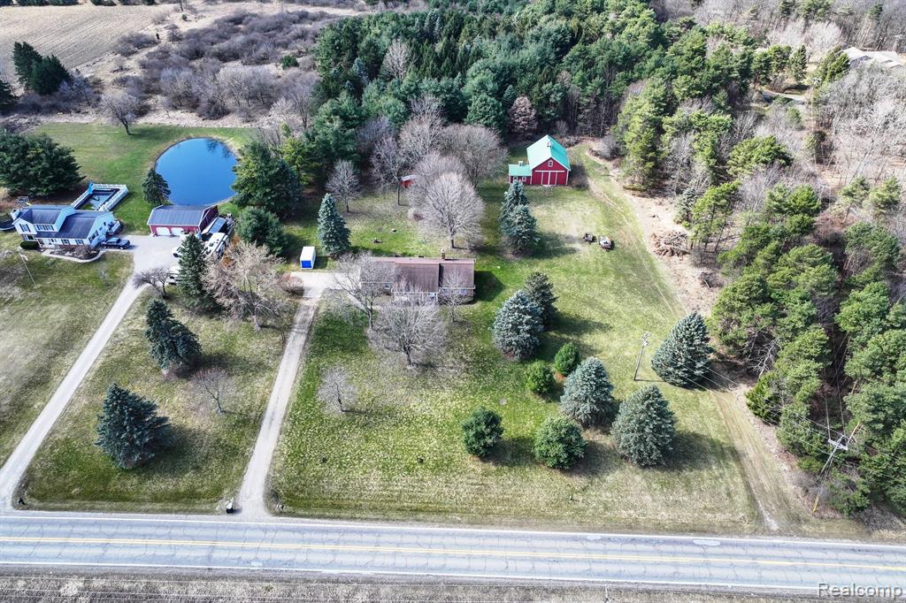 2124 Hadley Road Lapeer, MI 48446 - Photo 7 of 49