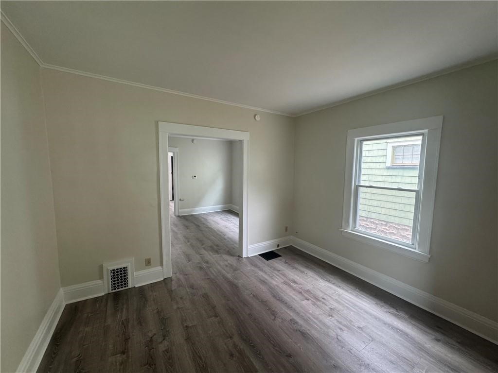 449-451 Clay Avenue Rochester, NY 14613 - Photo 9 of 27 Gallery Image 9