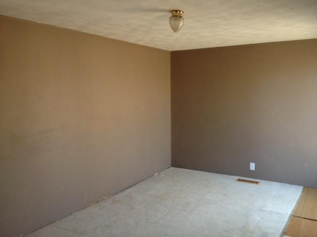 402 Ribbon Branch Road Dover, TN 37058 - Photo 15 of 15 Lots of potential for this room.