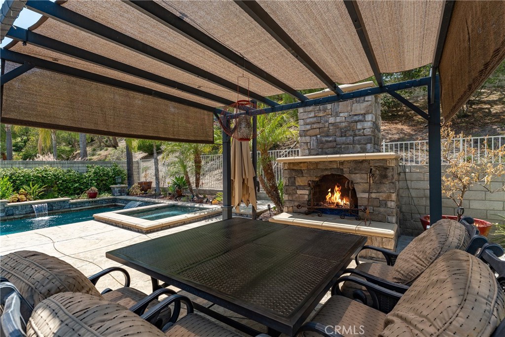 25613 Shaw Place Stevenson Ranch, CA 91381 - Photo 32 of 66 Built-in gas fireplace
