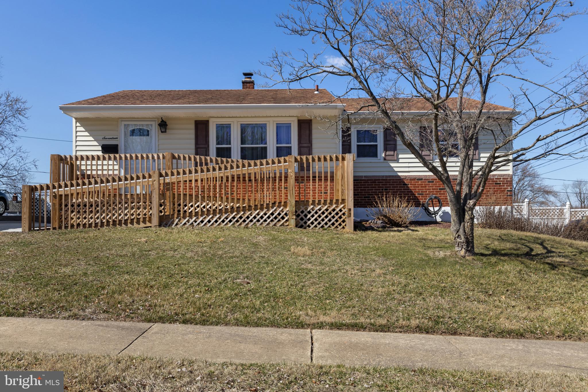 17 Dryden Road New Castle, DE 19720 - Photo 1 of 38 Gallery Image 1