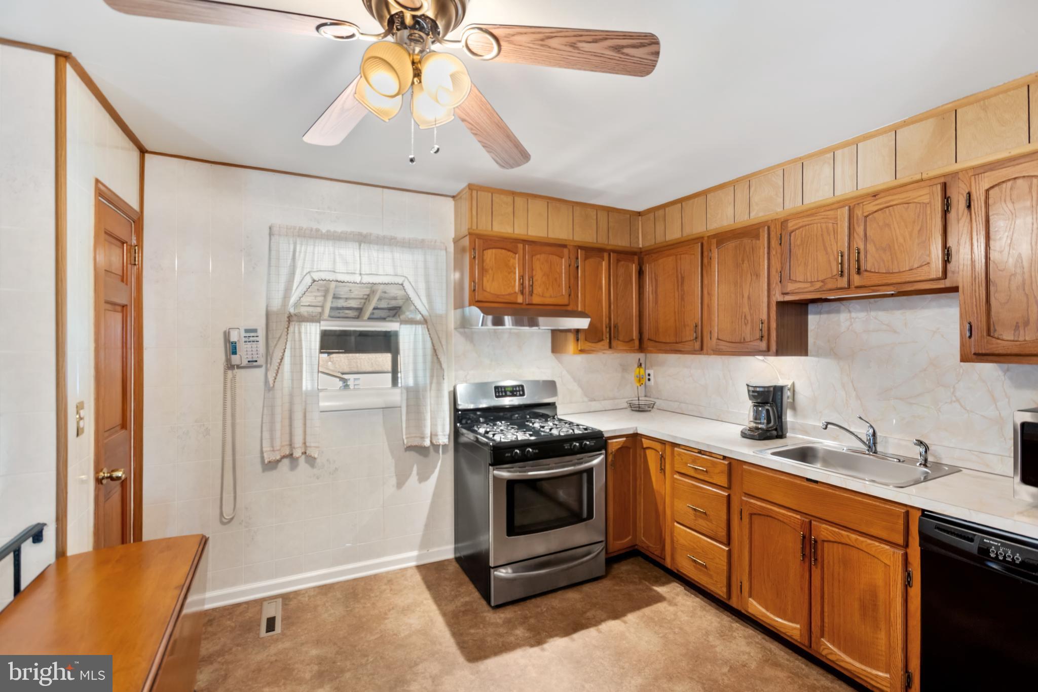 17 Dryden Road New Castle, DE 19720 - Photo 11 of 38 Gallery Image 11