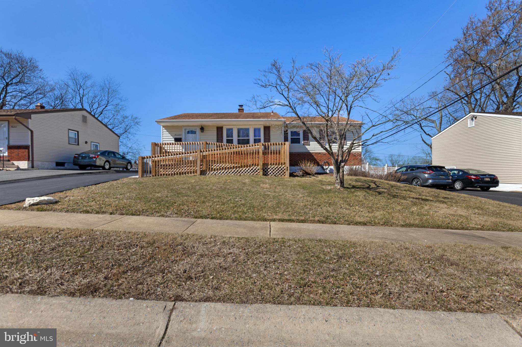 17 Dryden Road New Castle, DE 19720 - Photo 2 of 38 Gallery Image 2
