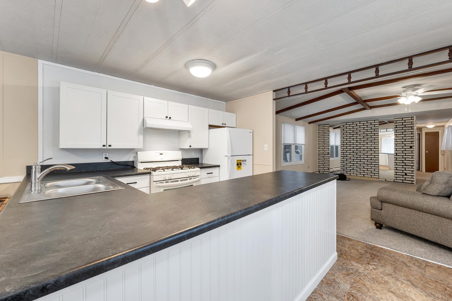 223 Parade Road, Unit 3 Meredith, NH 03253 - Photo 20 of 26