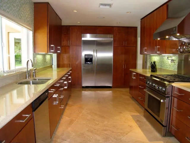 $1,874,000 | 7440 Southwest 126th Street, Pinecrest, FL 33156