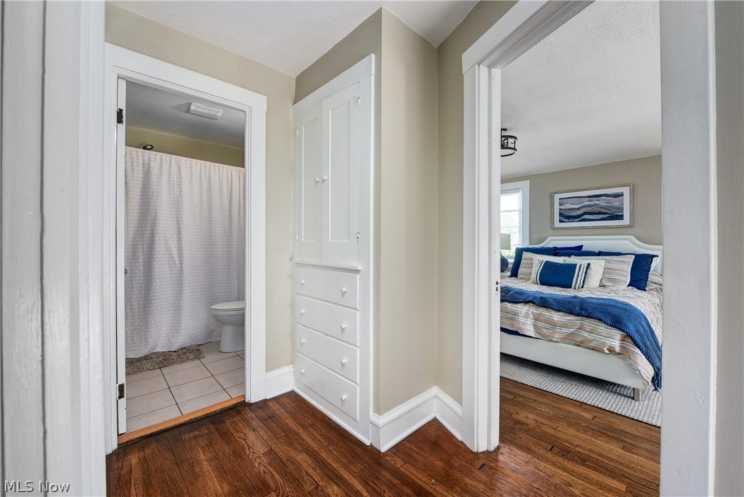 3530 Attica Road Cleveland, OH 44111 - Photo 23 of 47 Upstairs hallway